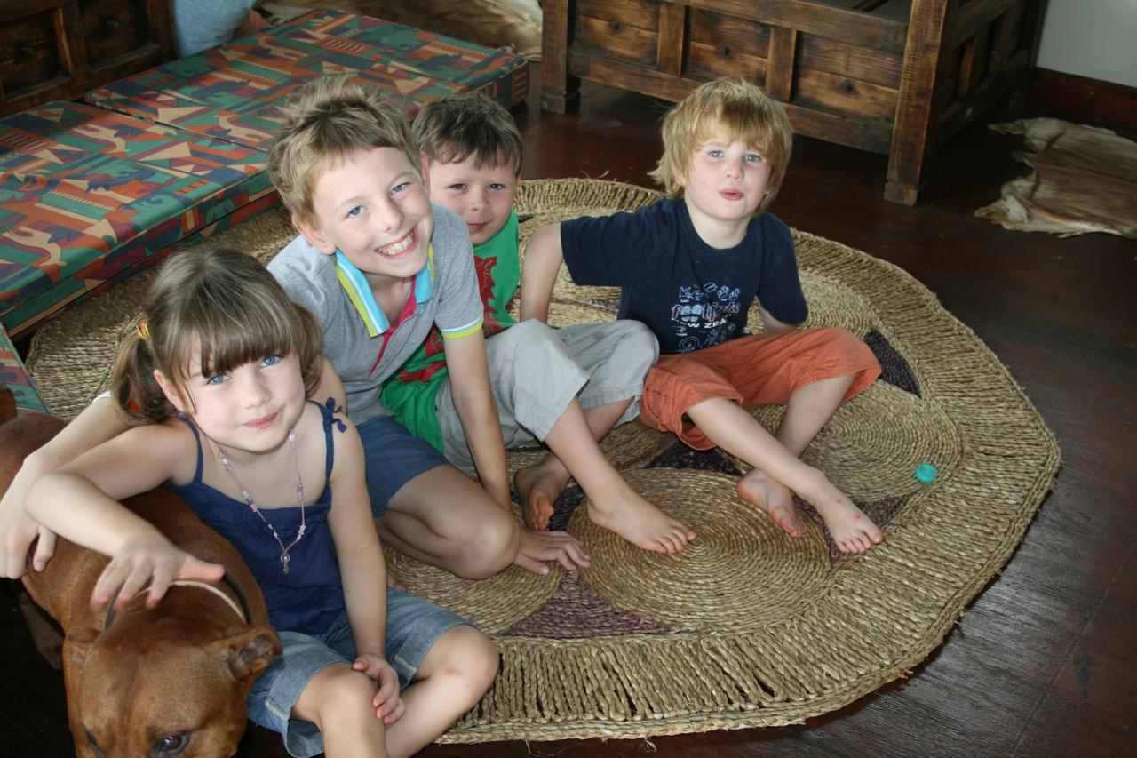 שלושלואי Umkhumbi Lodge מראה חיצוני תמונה