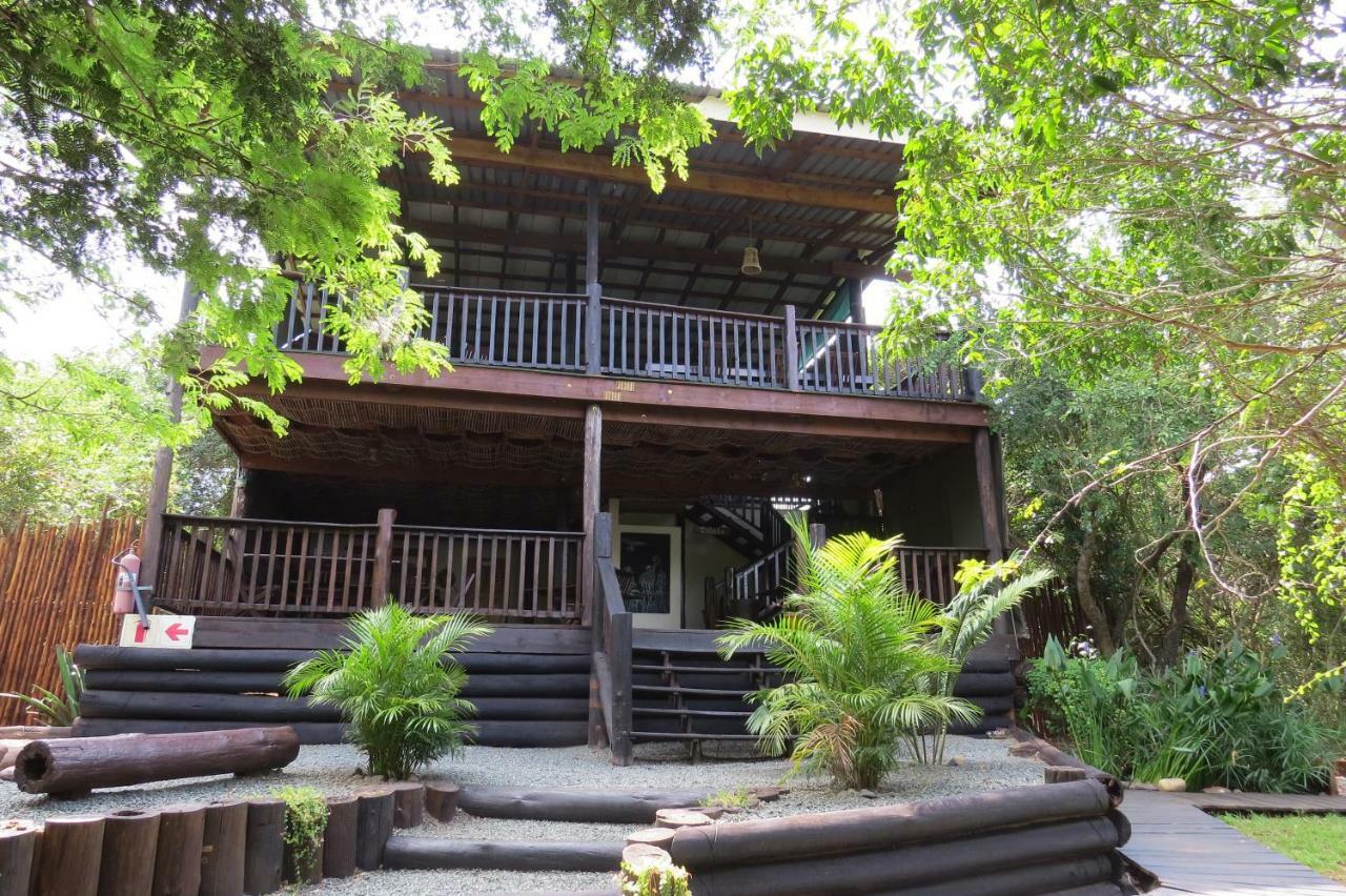 שלושלואי Umkhumbi Lodge מראה חיצוני תמונה